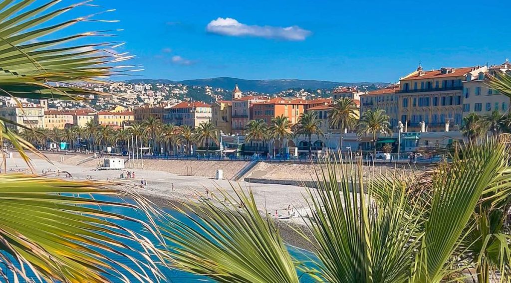 Old Town Nice streets and seafront in one-day itinerary