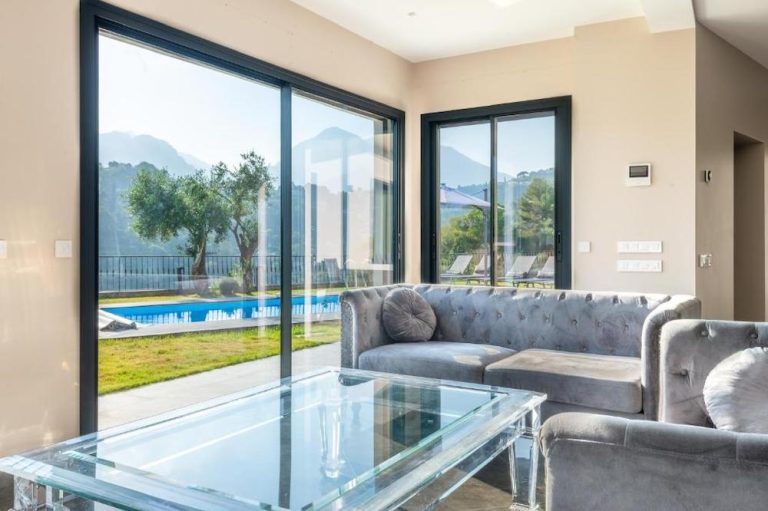 Where to stay in Menton: Best Areas, Hotels & Apartments for Your ...