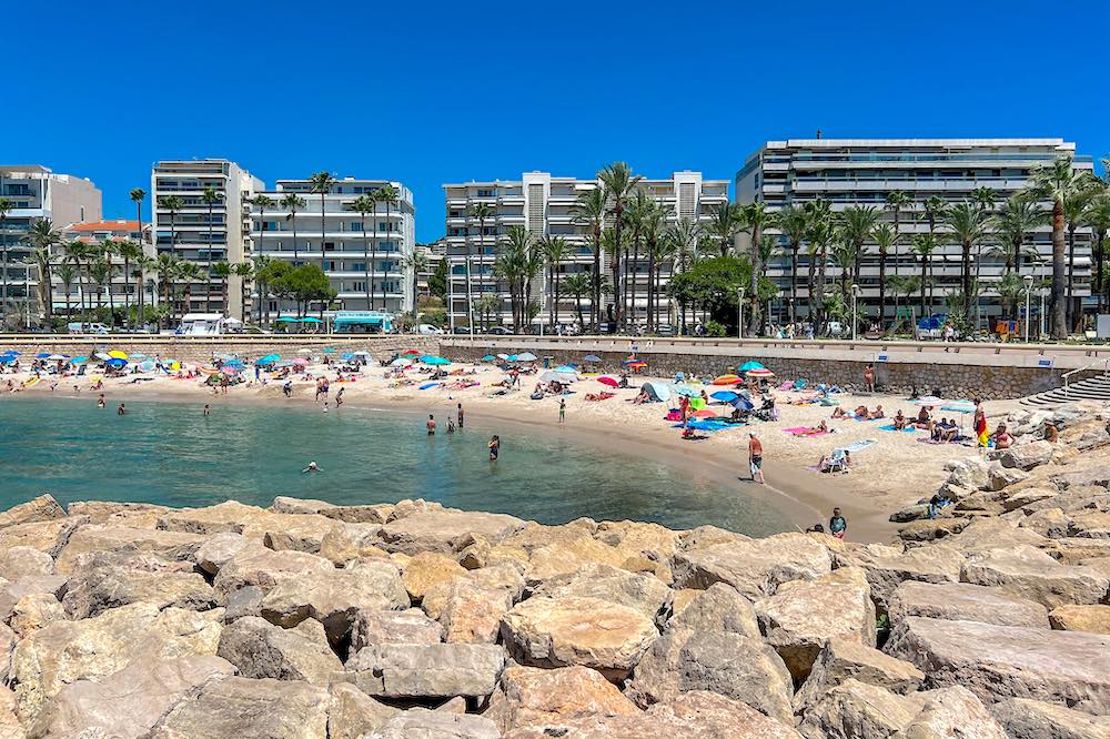 Zamenhof Beach in Cannes