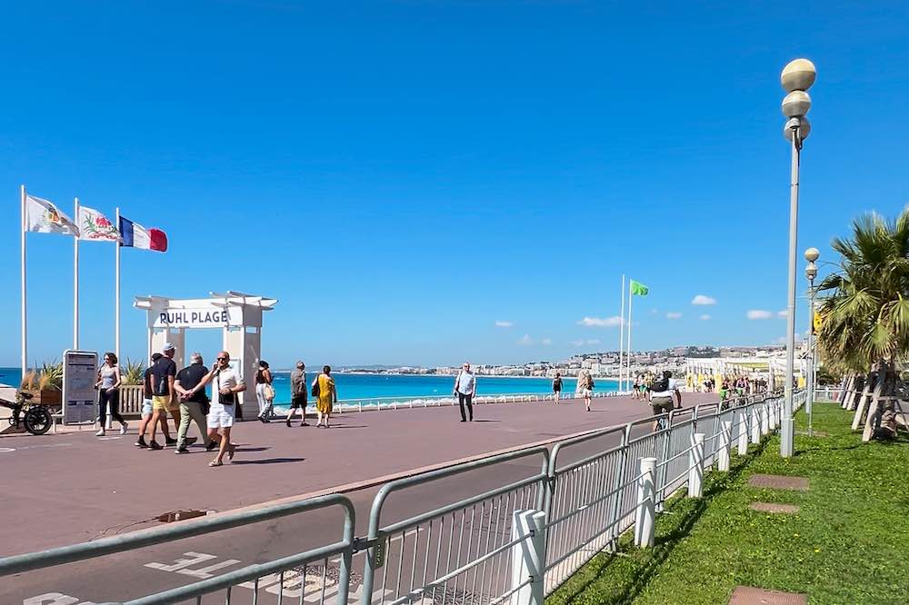 Promenade des Anglais is the top attraction of Nice