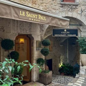 Facade of the luxury hotel Le Saint Paul
