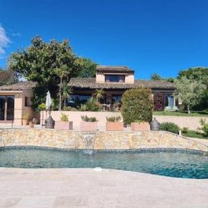 Villa with pool