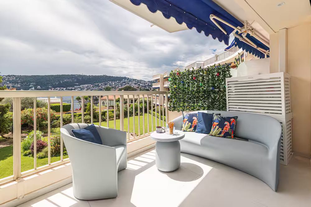 Condo terrace with panoramic garden views
