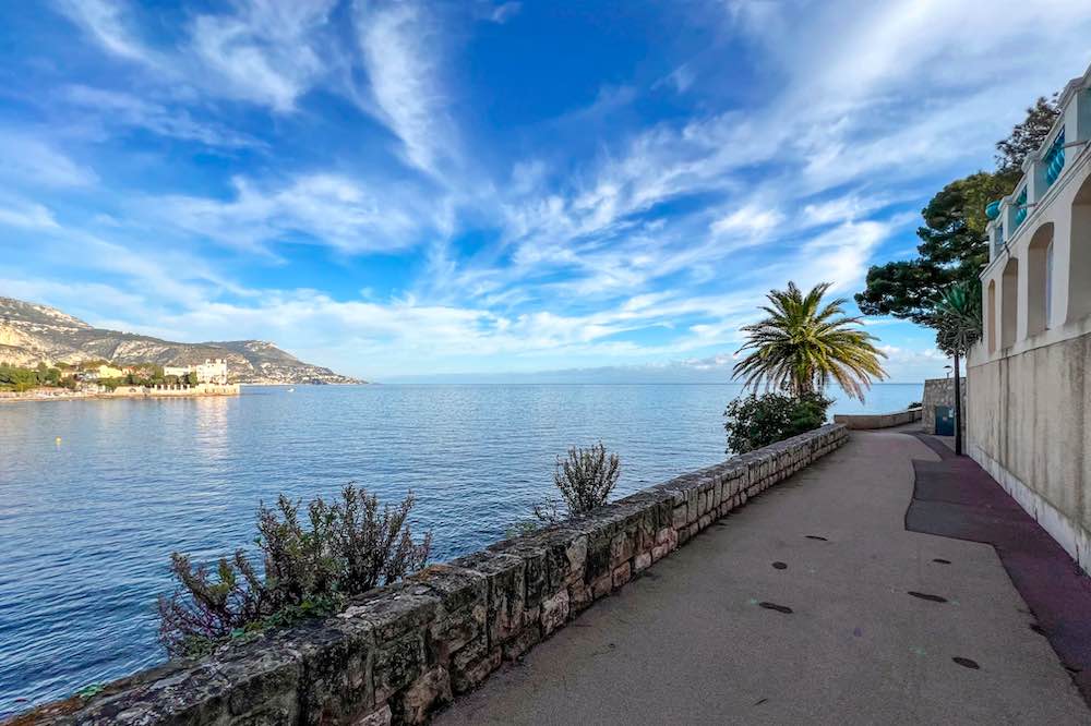 Boulevard Maurice Rouvier next to the Hotel Royal-Riviera