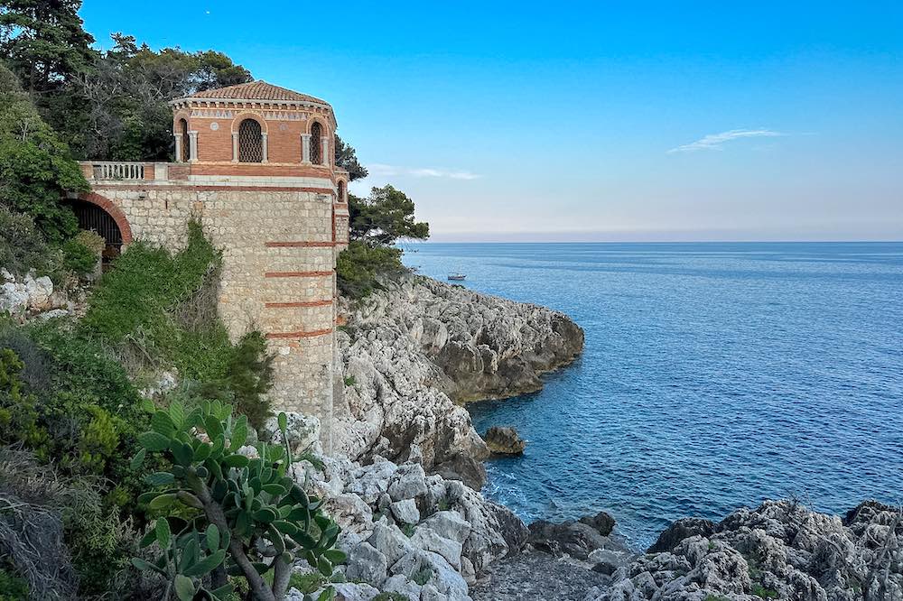 Stone colonnade of Villa Cypris along the Cap Martin coastal path