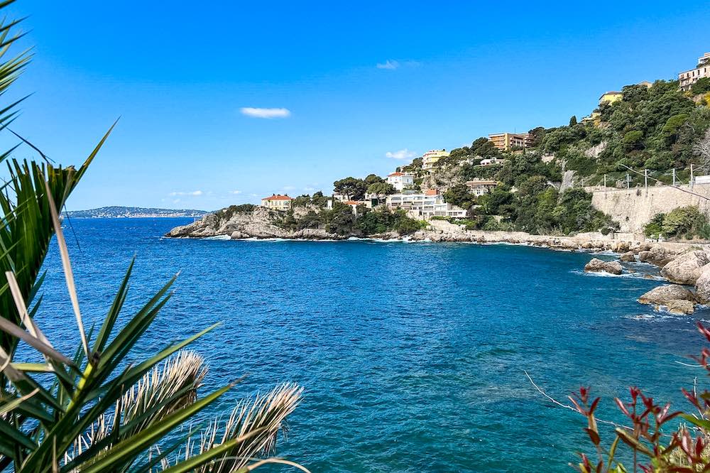Cap d'Ail coastal walk cliffs