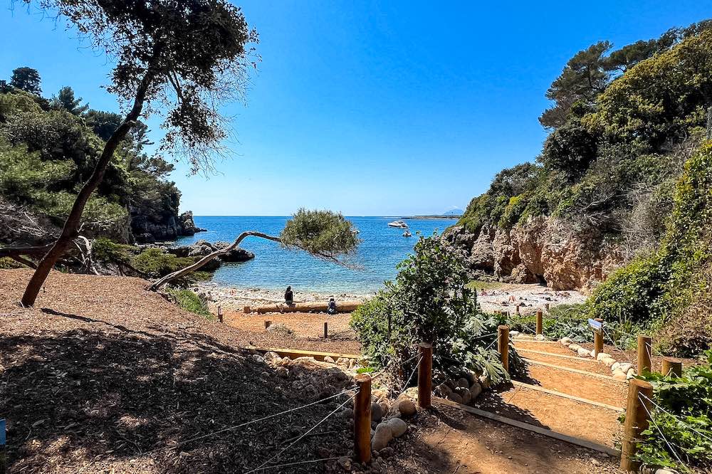 Billionaires Bay in Cap d'Antibes