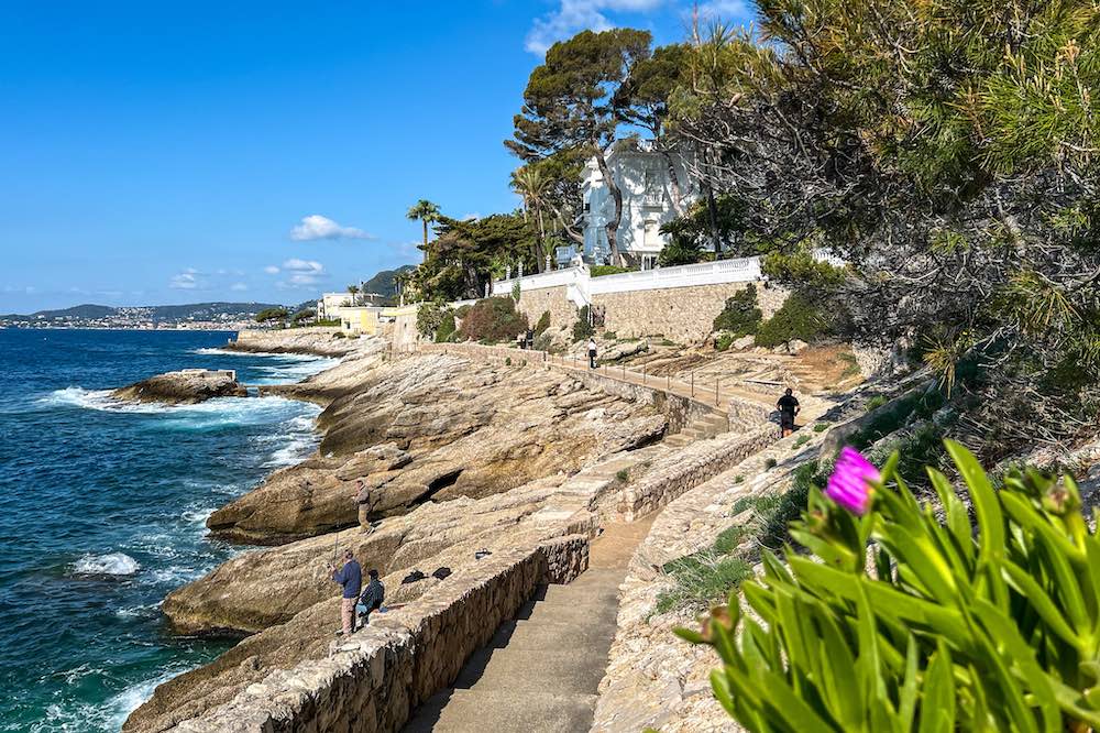 Cap d'Ail coastal trail between Plage Mala and Monaco