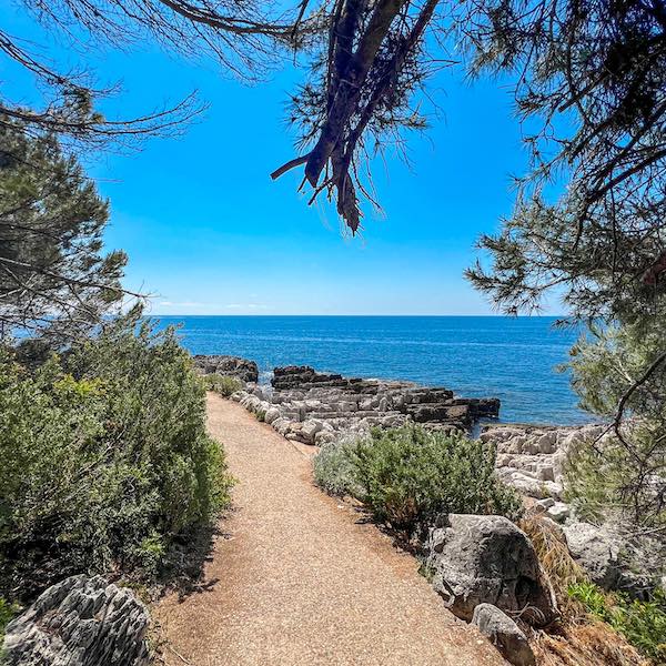 Cap d'Antibes coastal trail
