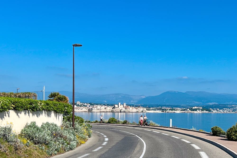 Cap d'Antibes coastal road
